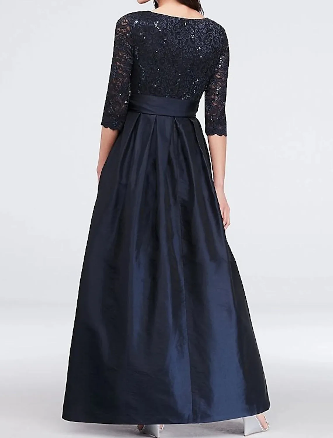 A-Line Mother of the Bride Dress Elegant V Neck Floor Length Satin Lace 3/4 Length Sleeve with Sash / Ribbon Pleats