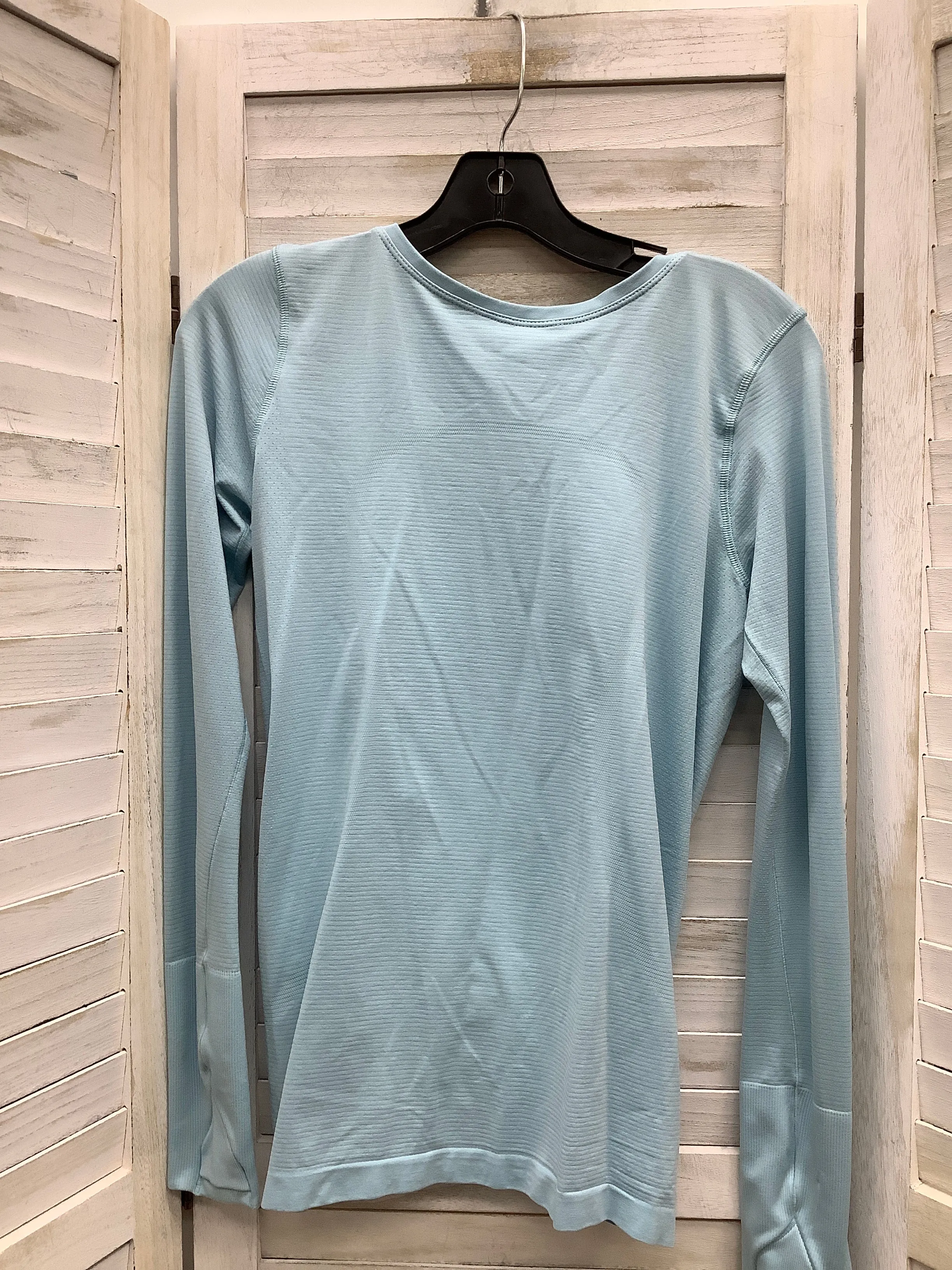 Athletic Top Long Sleeve Collar By Lululemon  Size: M