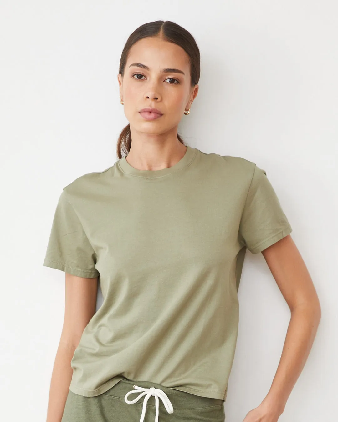 Basic Crew Neck Tee