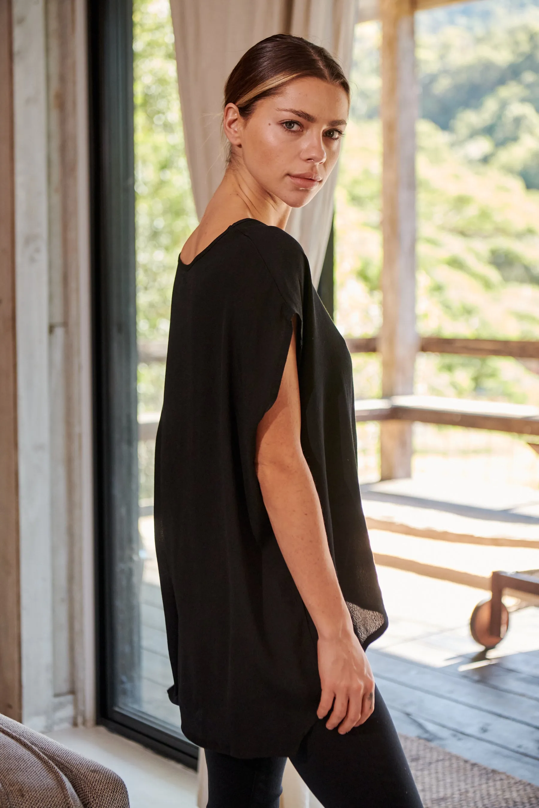 Chele Short Sleeve Oversized Black Plain Top