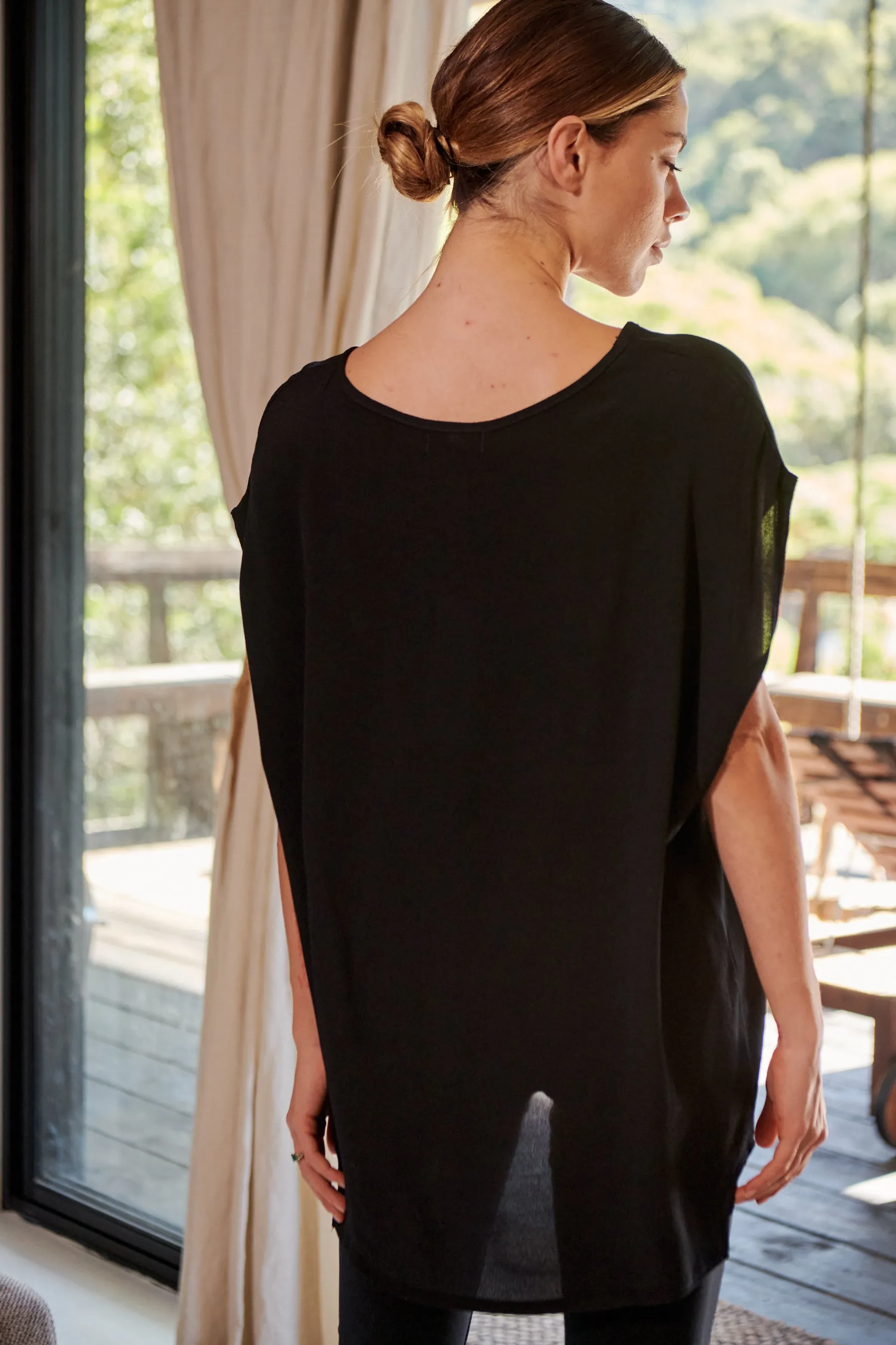 Chele Short Sleeve Oversized Black Plain Top