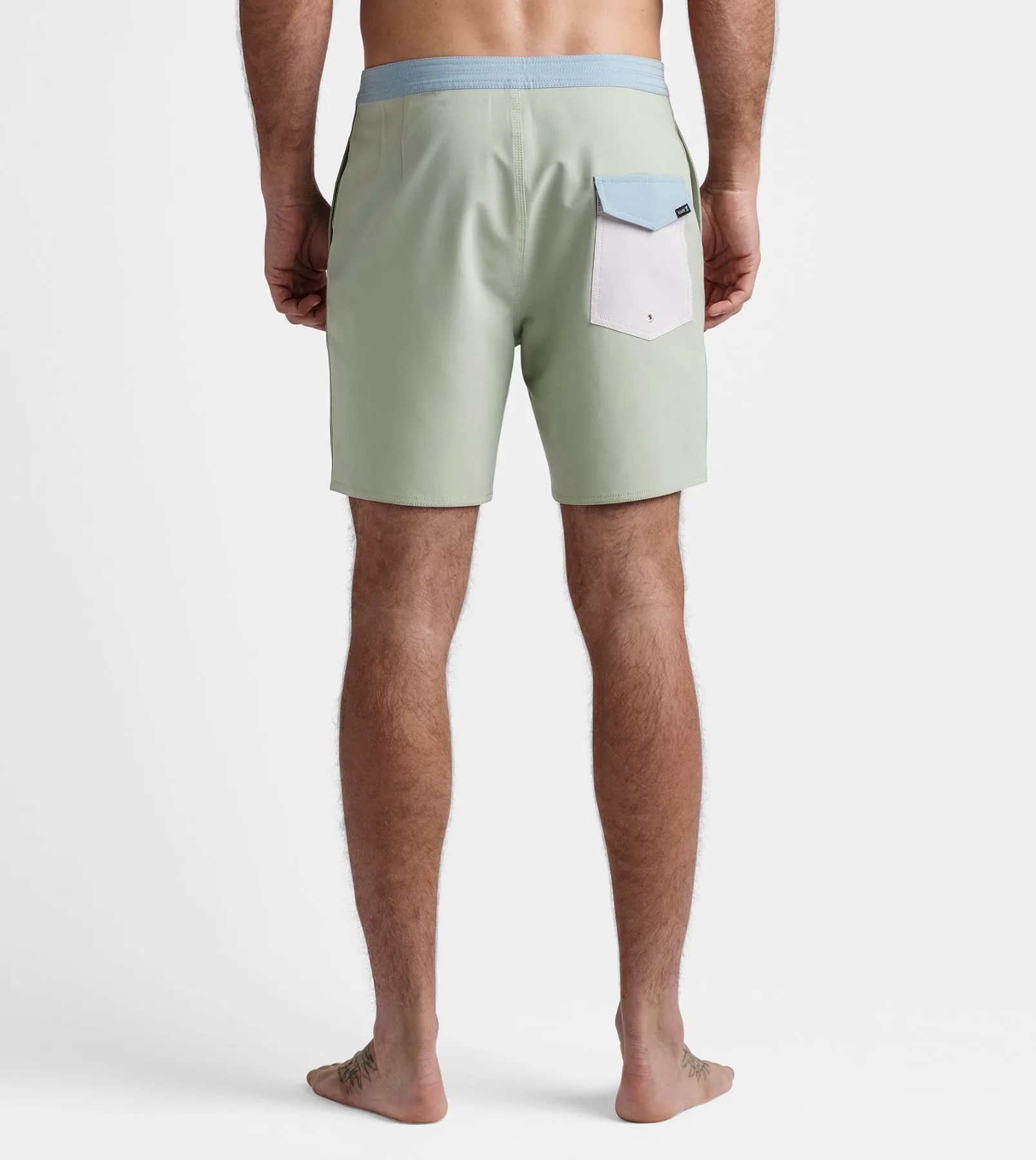 Chiller Boardshorts 17"