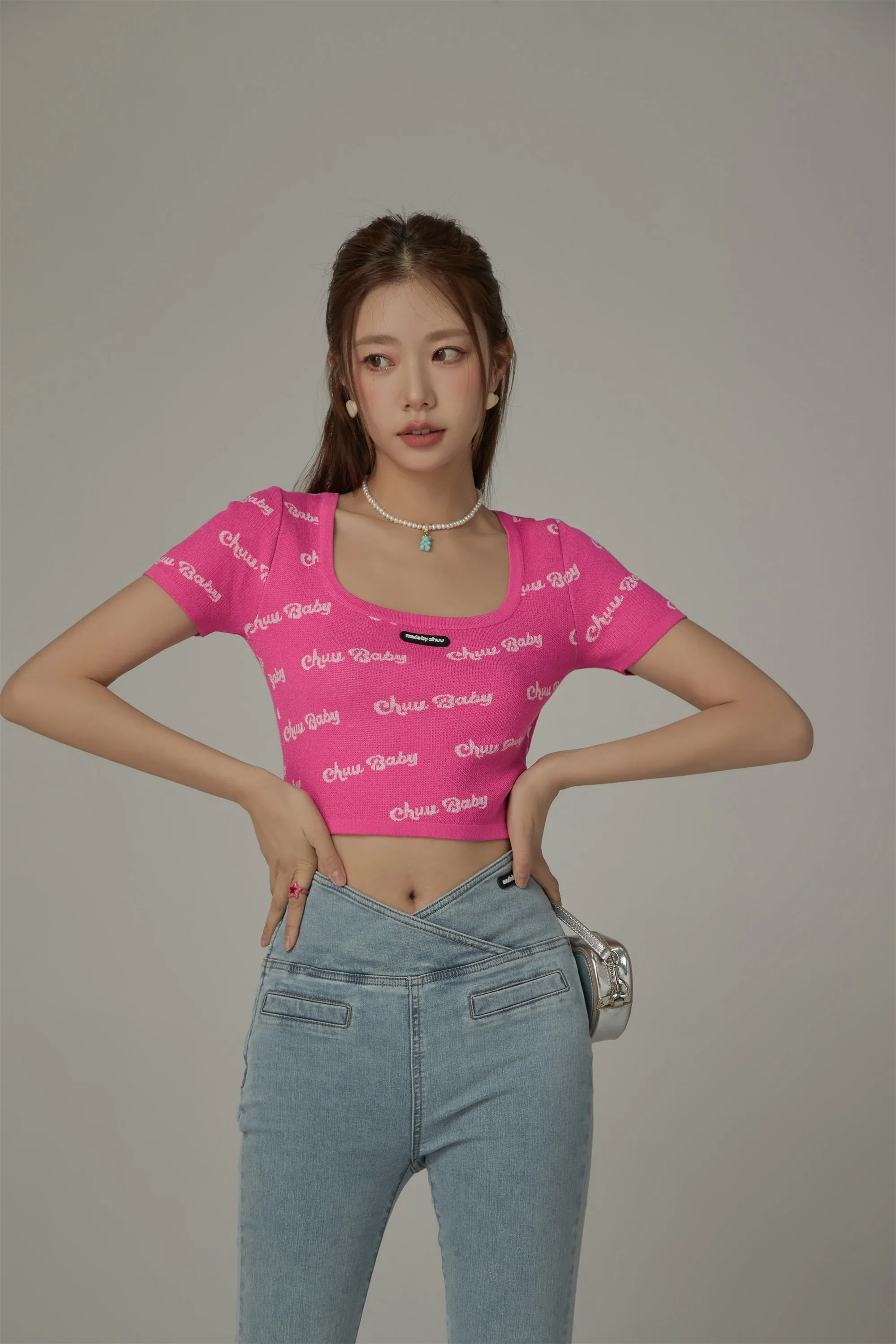 Chuu Baby Cropped Knit Top