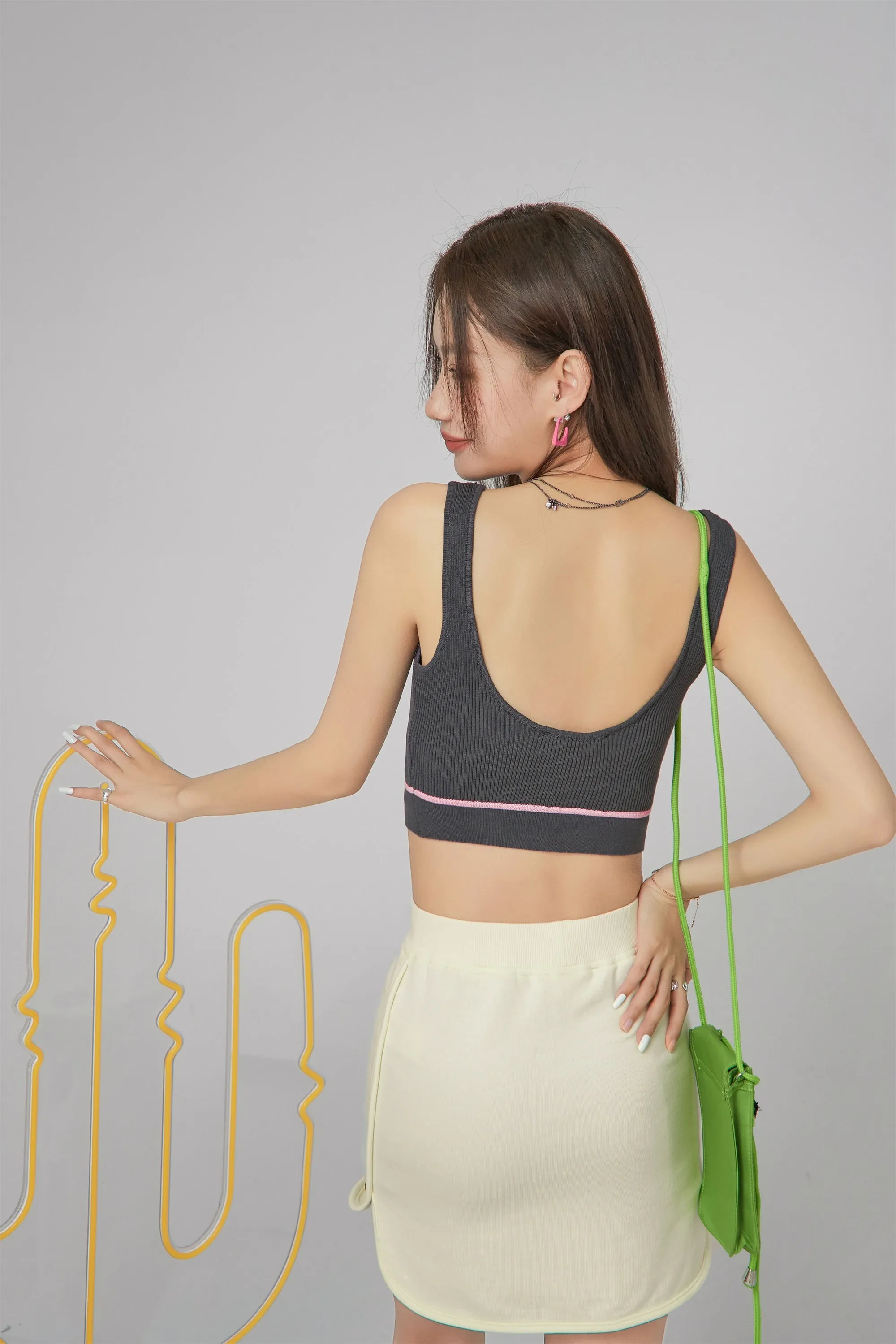 Chuu Made Ribbed Crop Sleeveless Top