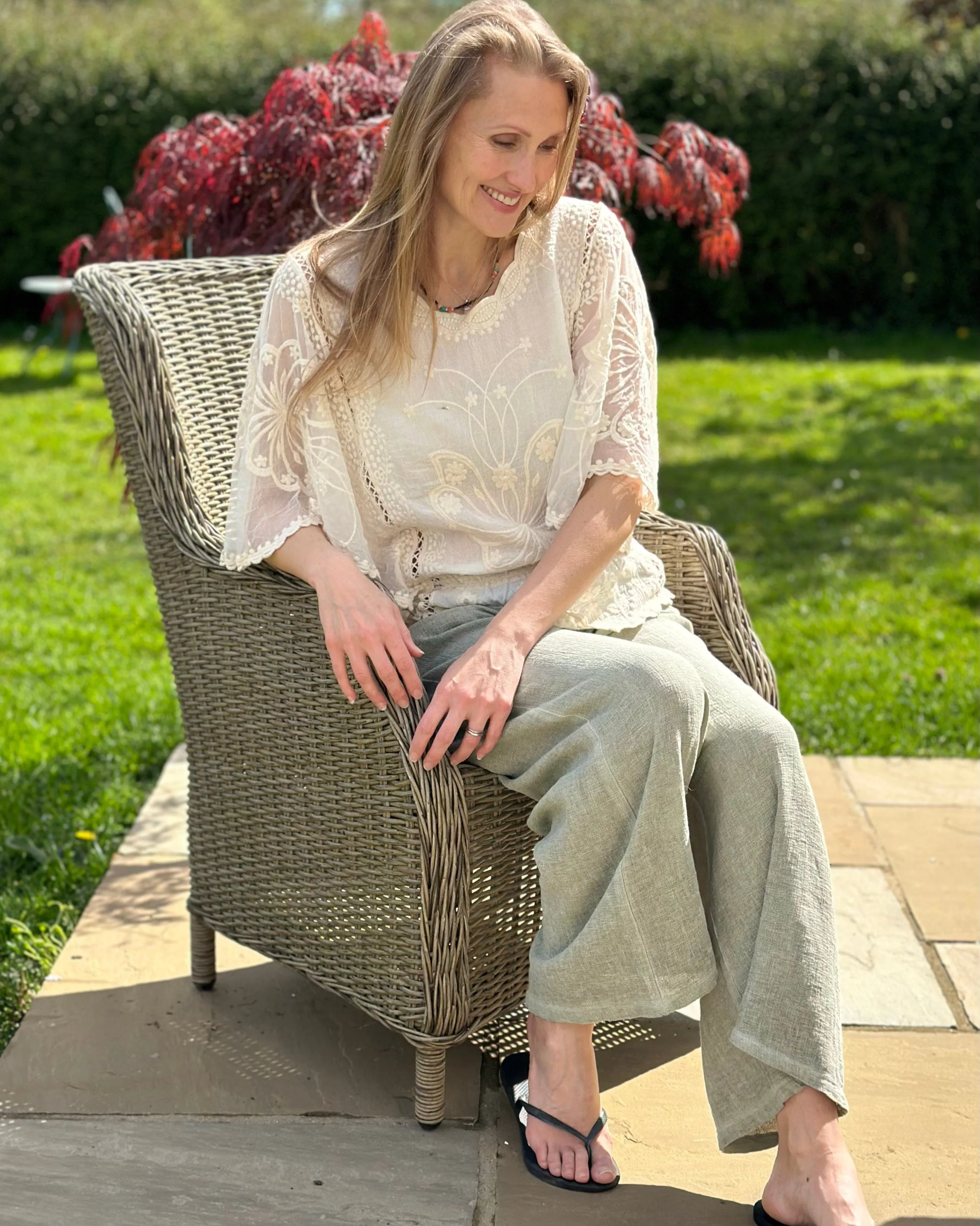 Floral Lace Butterfly Sleeve Top - Ivory/Cream