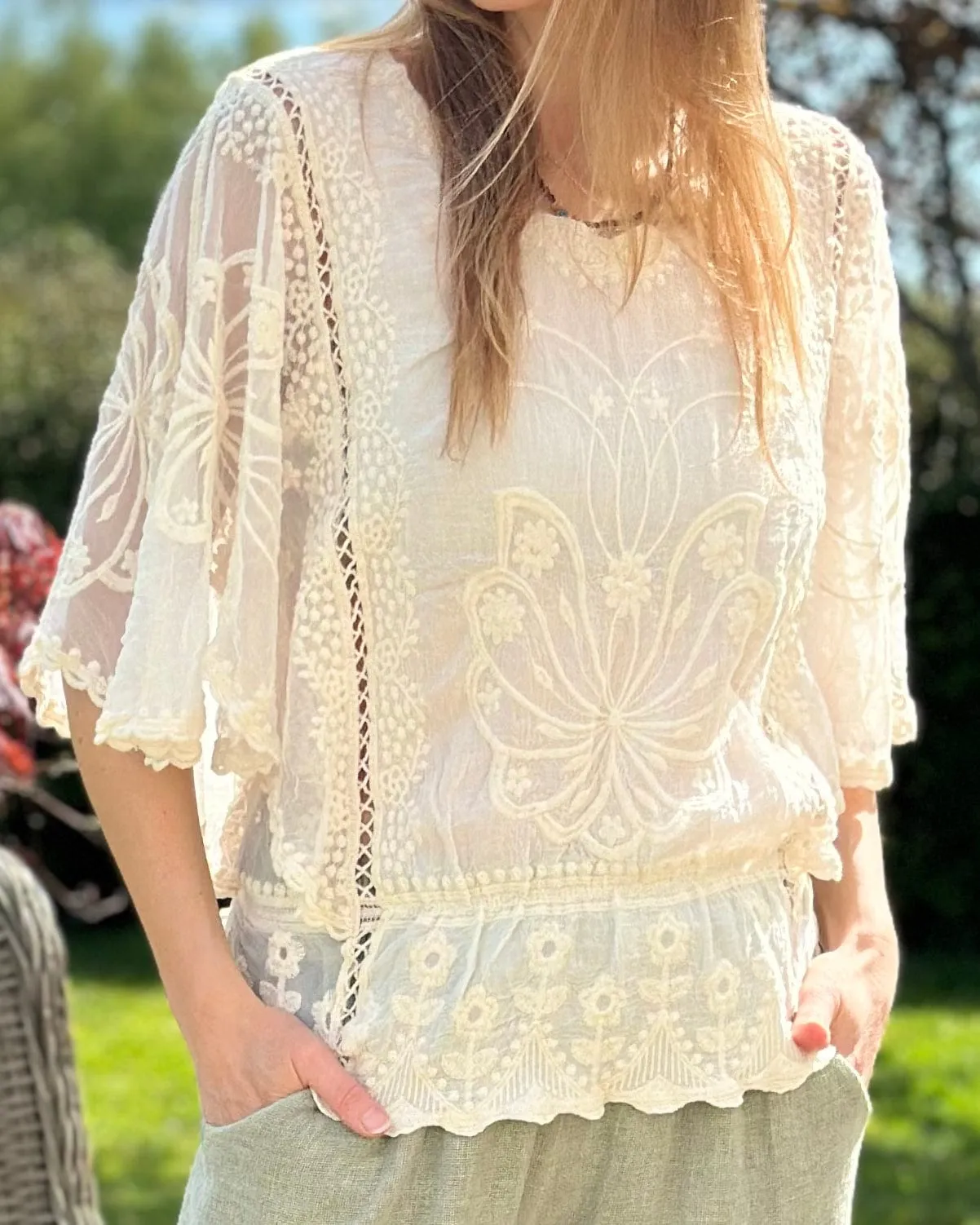 Floral Lace Butterfly Sleeve Top - Ivory/Cream