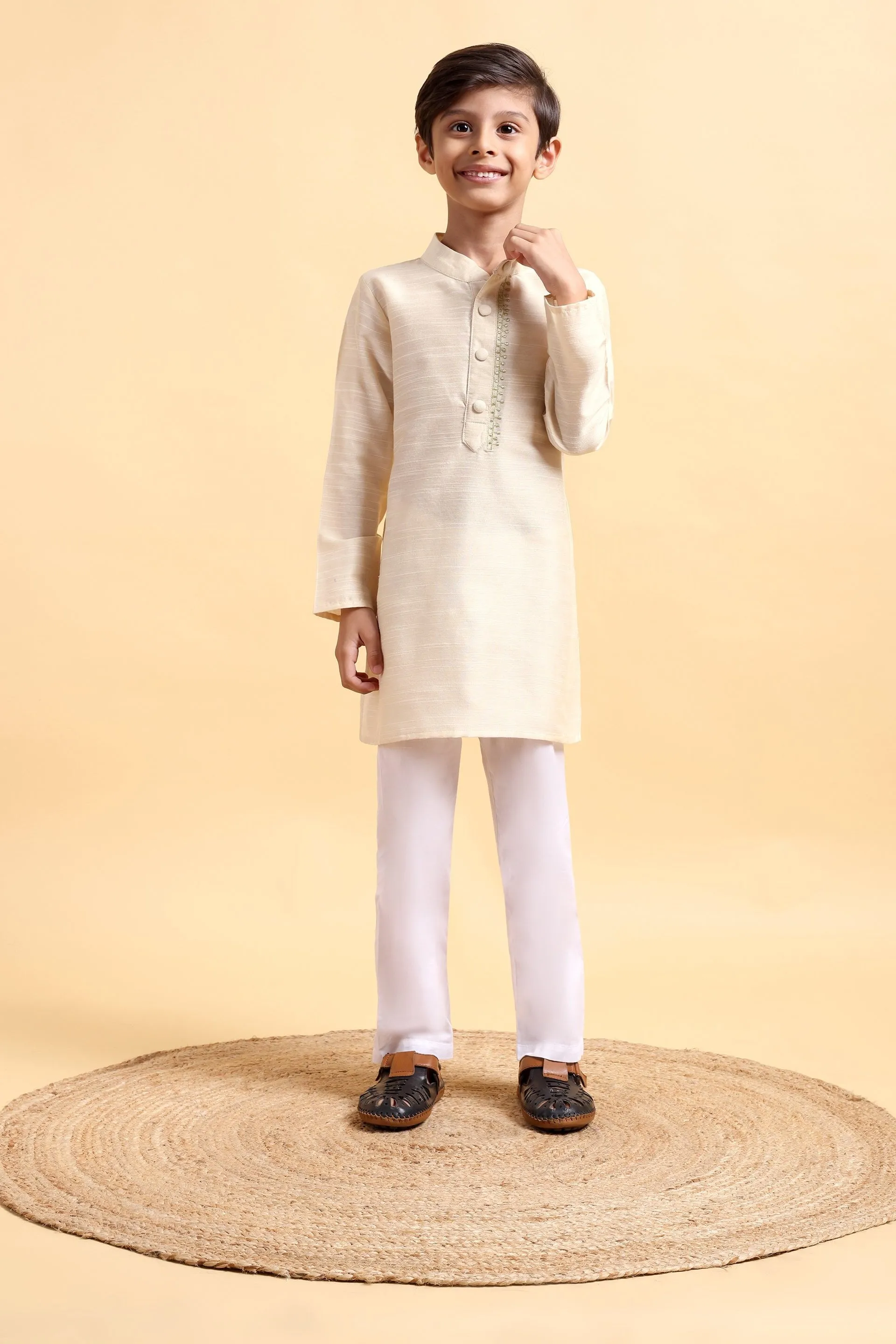 Ivory embroidery Cotton silk Kurta & Pajama Set