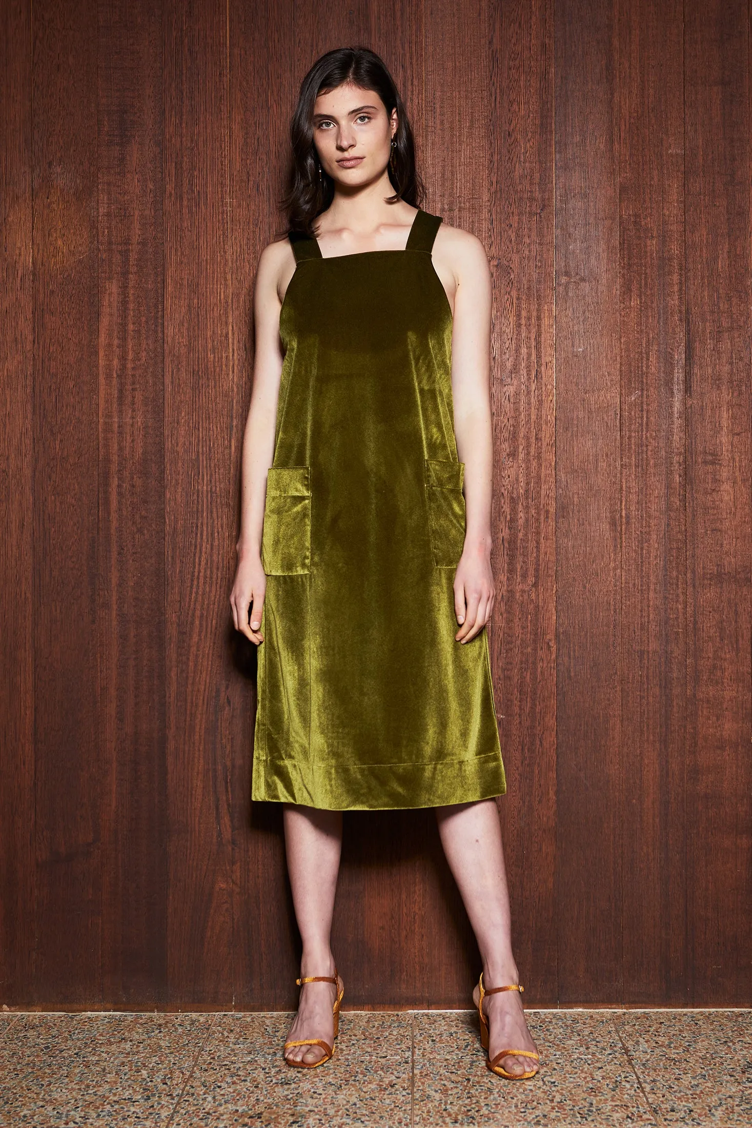 MOSS PINAFORE [ Green Chartreuse Velvet, Sleeveless Dress ]