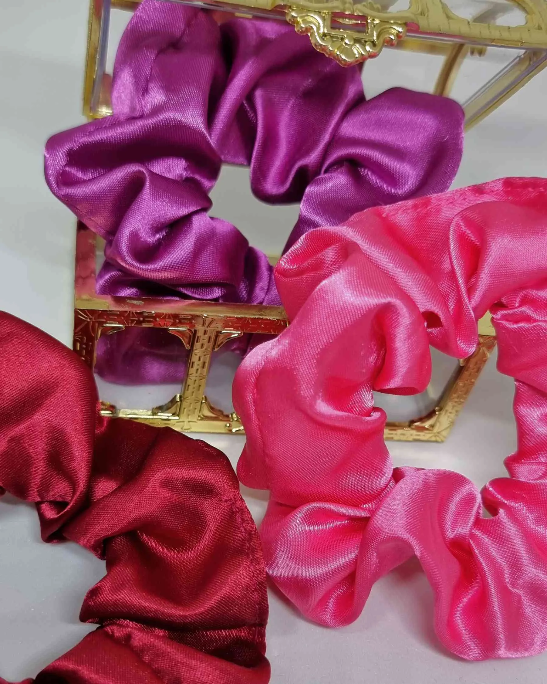 Scrunchies Box Satinado Roses